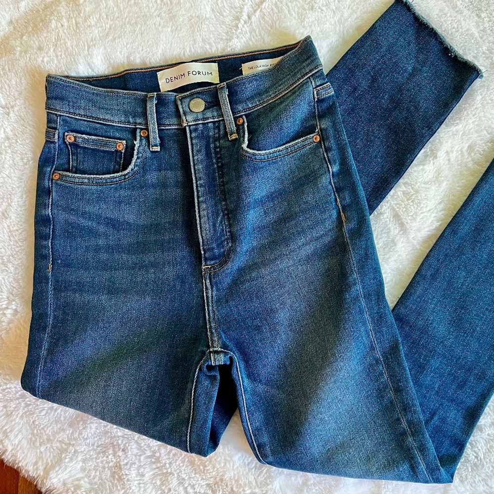 Aritzia Denim Forum Lola High Raise Skinny Crop Jeans